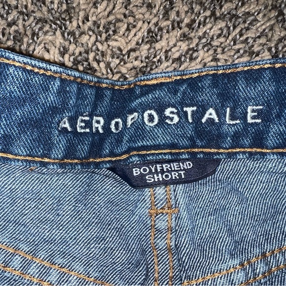 Aeropostale boyfriend Jean shorts - Picture 3 of 3